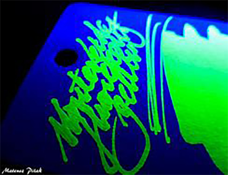 6-Glow in the Dark